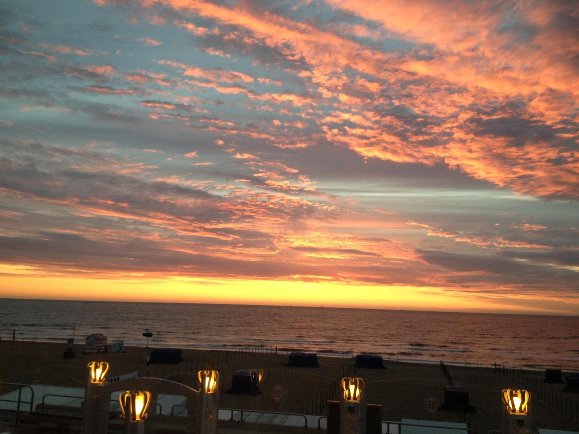 Beach Hotel De Haan Ngoại thất bức ảnh