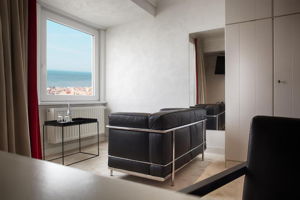 Beach Hotel De Haan Phòng bức ảnh